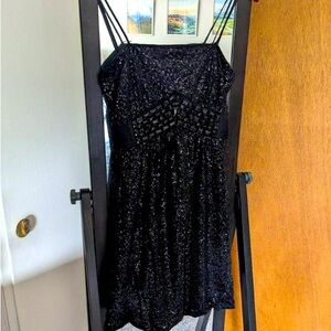 Cache Black Spaghetti Strap Sequin Cocktail Dress (size 6)